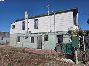 2859 E 9th Street, Oakland CA 94601