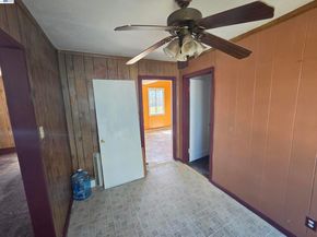 2859 E 9th Street, Oakland CA 94601