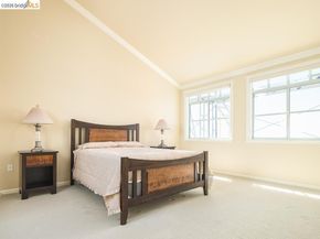 1400 Pinnacle Ct 401, Richmond CA 94801