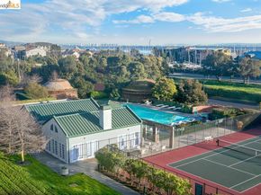 1400 Pinnacle Ct 401, Richmond CA 94801