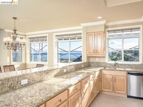 1400 Pinnacle Ct 401, Richmond CA 94801
