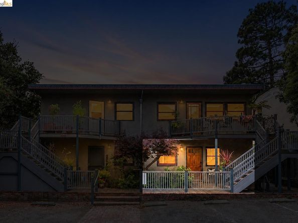 2922 Hillegass Ave B, Berkeley CA 94705