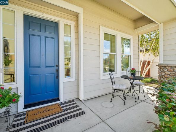 4926 Redwood Ave, Dublin CA 94568
