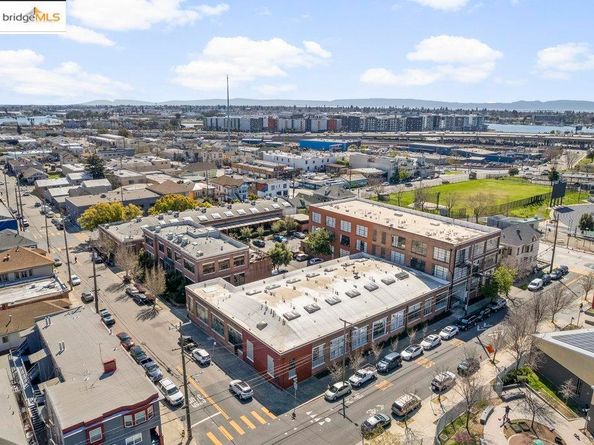 1018 4Th Ave 102, Oakland CA 94606