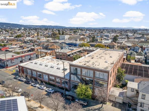 1018 4Th Ave 102, Oakland CA 94606