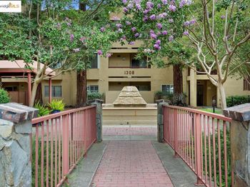 1308 Walden Rd
