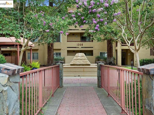 1308 Walden Rd 32, Walnut Creek CA 94597