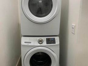 562 29th St, Oakland CA 94605