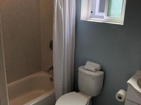 562 29th St, Oakland CA 94605