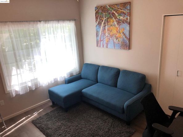562 29th St, Oakland CA 94605