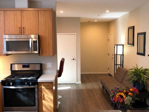 562 29th St, Oakland CA 94605