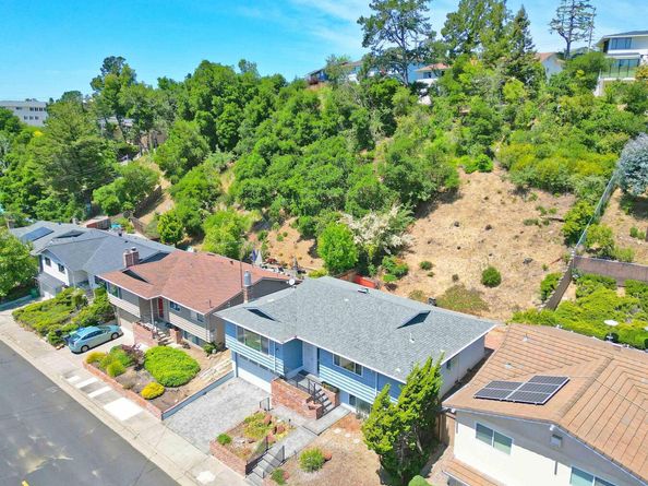 82 Elysian Fields Dr., Oakland CA 94605