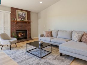 7896 Gate Way, Dublin CA 94568
