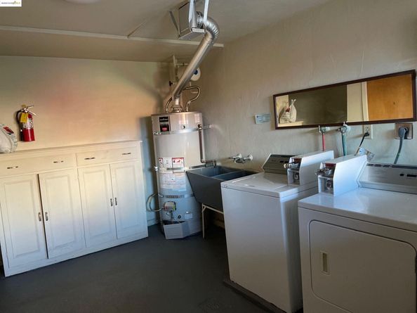 108 School St, Daly City CA 94014