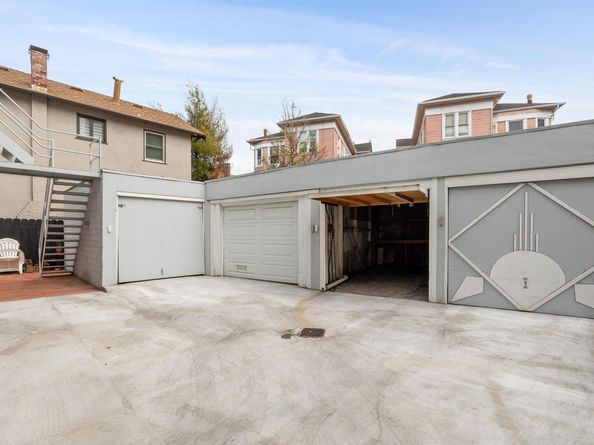 1438 Lakeshore Ave 6, Oakland CA 94606
