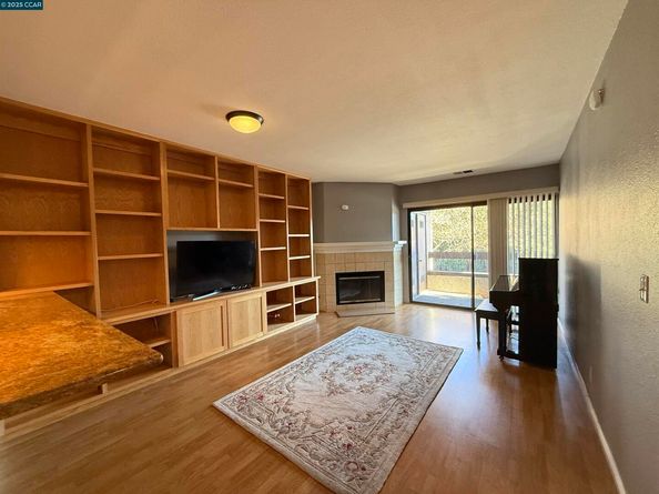 320 N Villa Way, Walnut Creek CA 94595