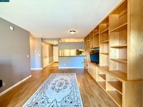 320 N Villa Way, Walnut Creek CA 94595