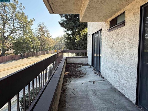 320 N Villa Way, Walnut Creek CA 94595