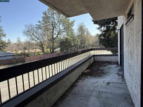 320 N Villa Way, Walnut Creek CA 94595