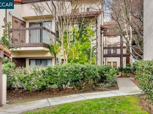 320 N Villa Way, Walnut Creek CA 94595
