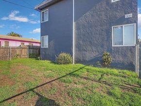 7448 Lockwood St, Oakland CA 94621