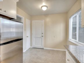 7448 Lockwood St, Oakland CA 94621