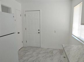 7448 Lockwood St, Oakland CA 94621