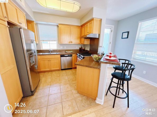 6136 Old Quarry Loop, Oakland CA 94605