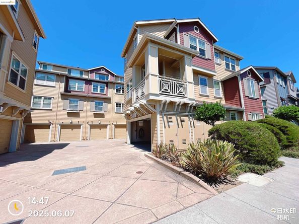 6136 Old Quarry Loop, Oakland CA 94605