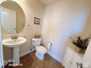 6136 Old Quarry Loop, Oakland CA 94605