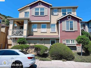 6136 Old Quarry Loop