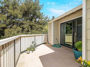2437 Saint Helena Dr 4, Hayward CA 94542