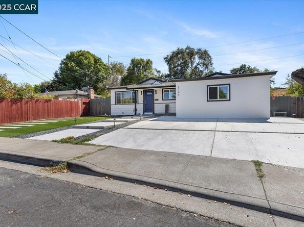 5146 Red Oak Dr, Concord CA 94521