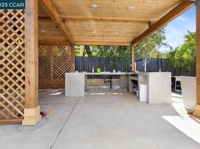 5146 Red Oak Dr, Concord CA 94521