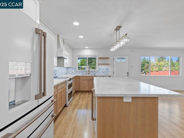 5146 Red Oak Dr, Concord CA 94521