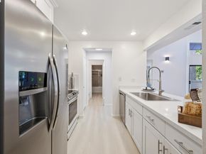 1089 Foxchase Dr, San Jose CA 95123