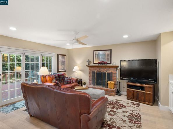 11878 W Vomac Rd, Dublin CA 94568