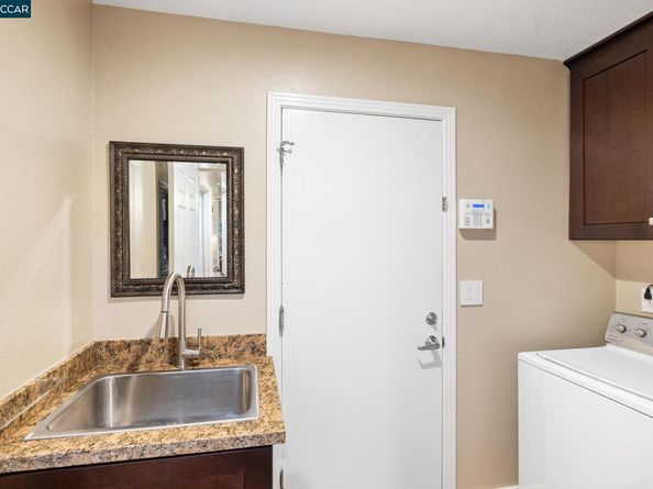 11878 W Vomac Rd, Dublin CA 94568