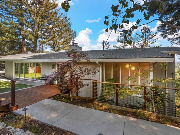 99 Via Floreado, Orinda CA 94563