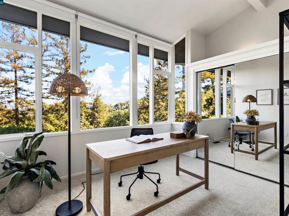 99 Via Floreado, Orinda CA 94563