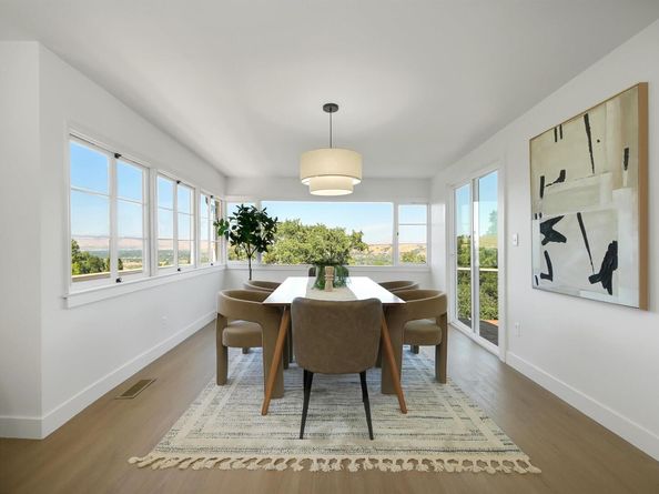 102 Castlewood, Pleasanton CA 94566