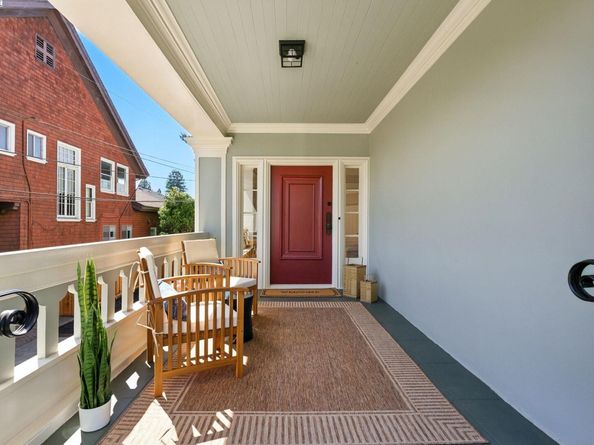 1247 Sherman St, Alameda CA 94501