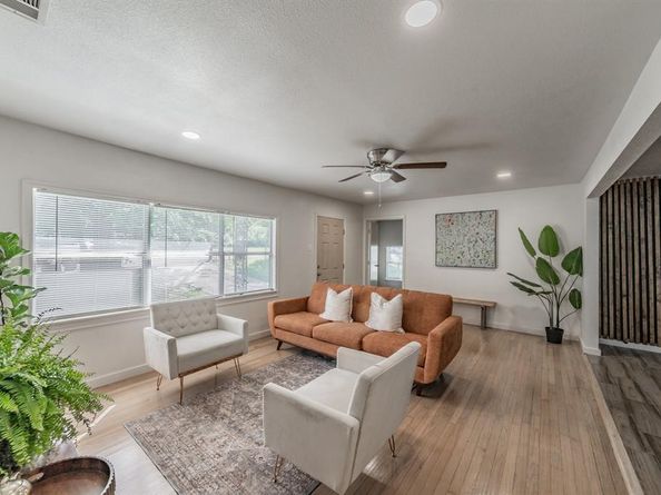 4310  Utah Avenue , Dallas Texas 75216