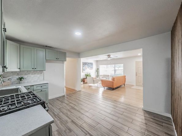4310  Utah Avenue , Dallas Texas 75216