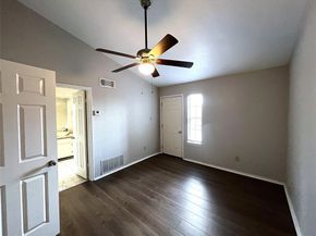 3635  Garden Brook Drive  20400, Farmers Branch Texas 75234
