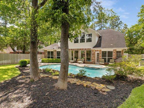 106 W Bristol Oak Circle , The Woodlands Texas 77382