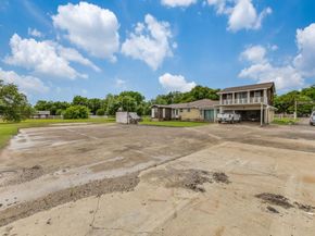 13134  Ravenview Road , Dallas Texas 75253
