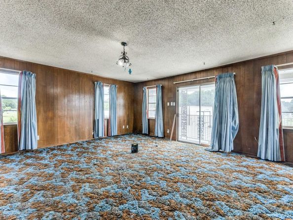 13134  Ravenview Road , Dallas Texas 75253