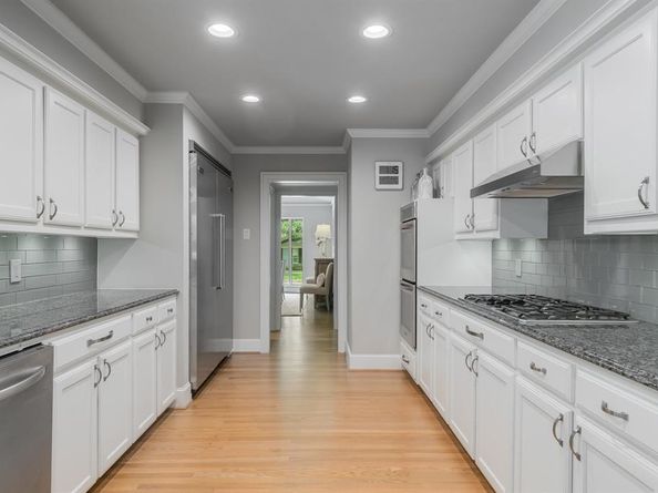 7031  Chipperton Drive , Dallas Texas 75225