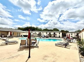 4046  Ridglea Country Club Drive  1201, Fort Worth Texas 76126